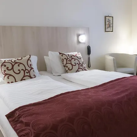 Hotel Excelsior